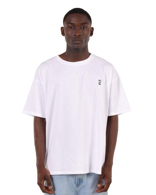 CLASSIC SHANTA WHITE TEE