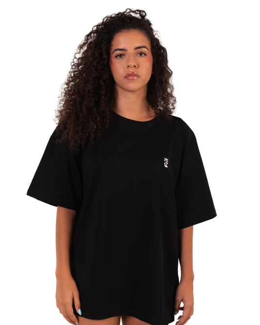 CLASSIC SHANTA BLACK TEE